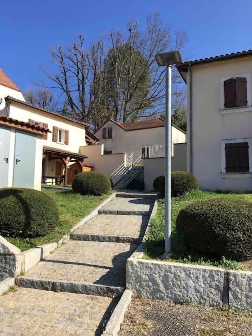 Sarlat, Apptmt T3 Residence Clim Piscine Parking Sarlat-la-Canéda Exterior foto